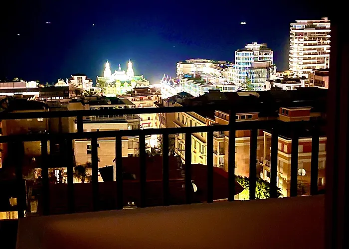 Beaunaco - Wellness Penthouse بوزولي