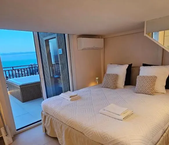 Beaunaco - Wellness Penthouse Appartamento Beausoleil